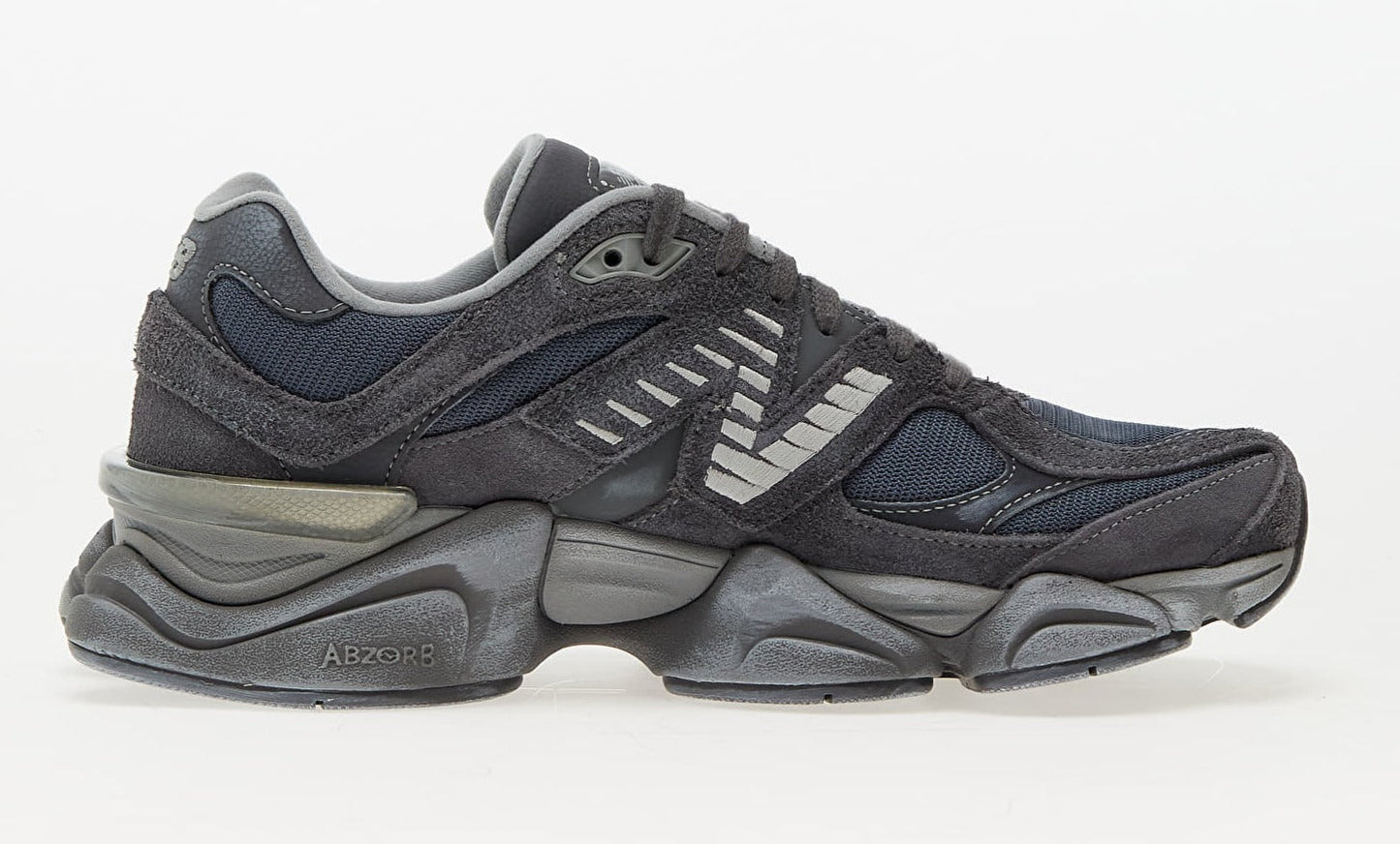 New Balance 9060 Magnet