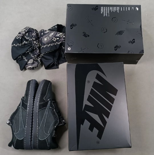 Air Jordan 1 Low Black Phantom