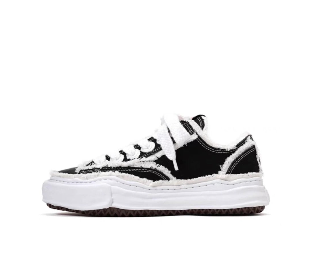 Maison Mihara Yasuhiro Peterson Contrast Trim