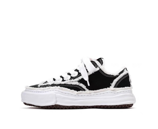 Maison Mihara Yasuhiro Peterson Contrast Trim